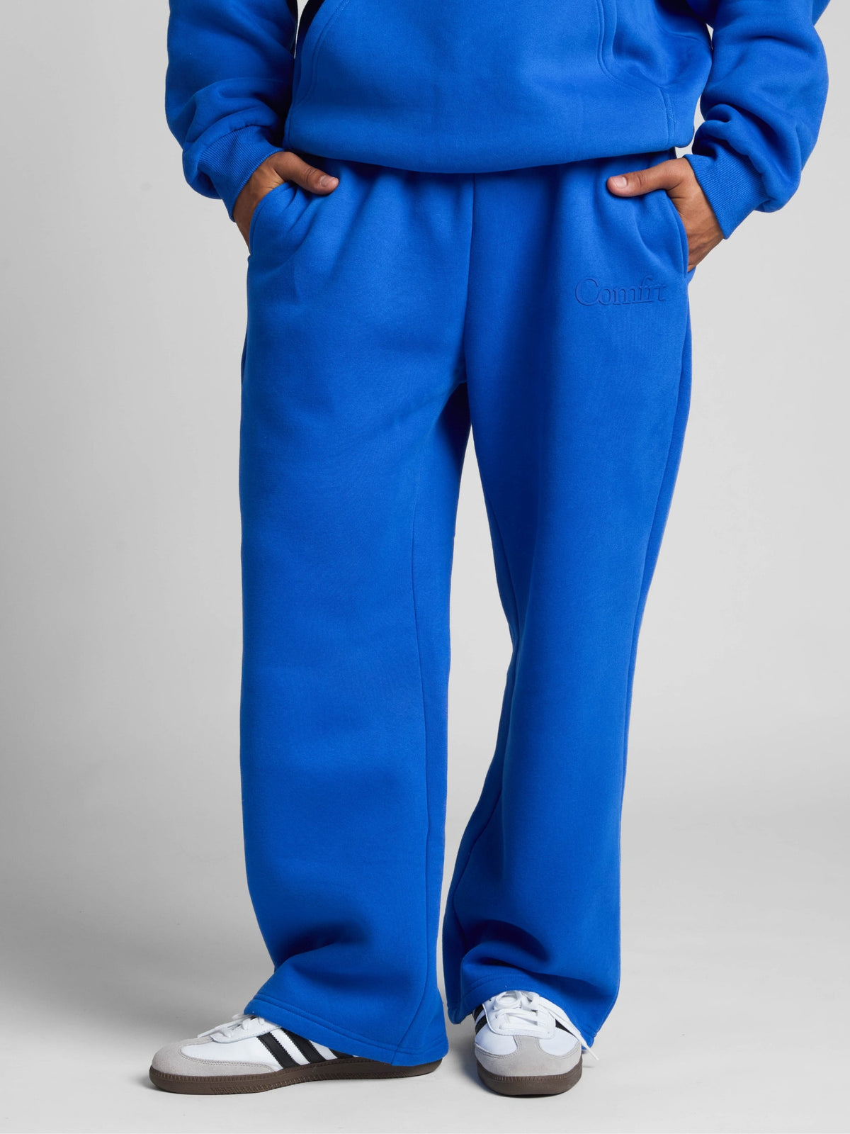 Minimalist Straight Leg Sweatpants – Short