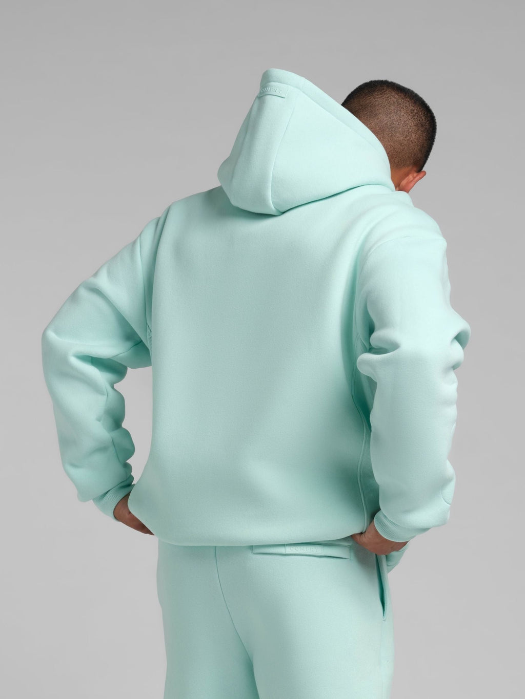 Explorer Travel Hoodie – Mega