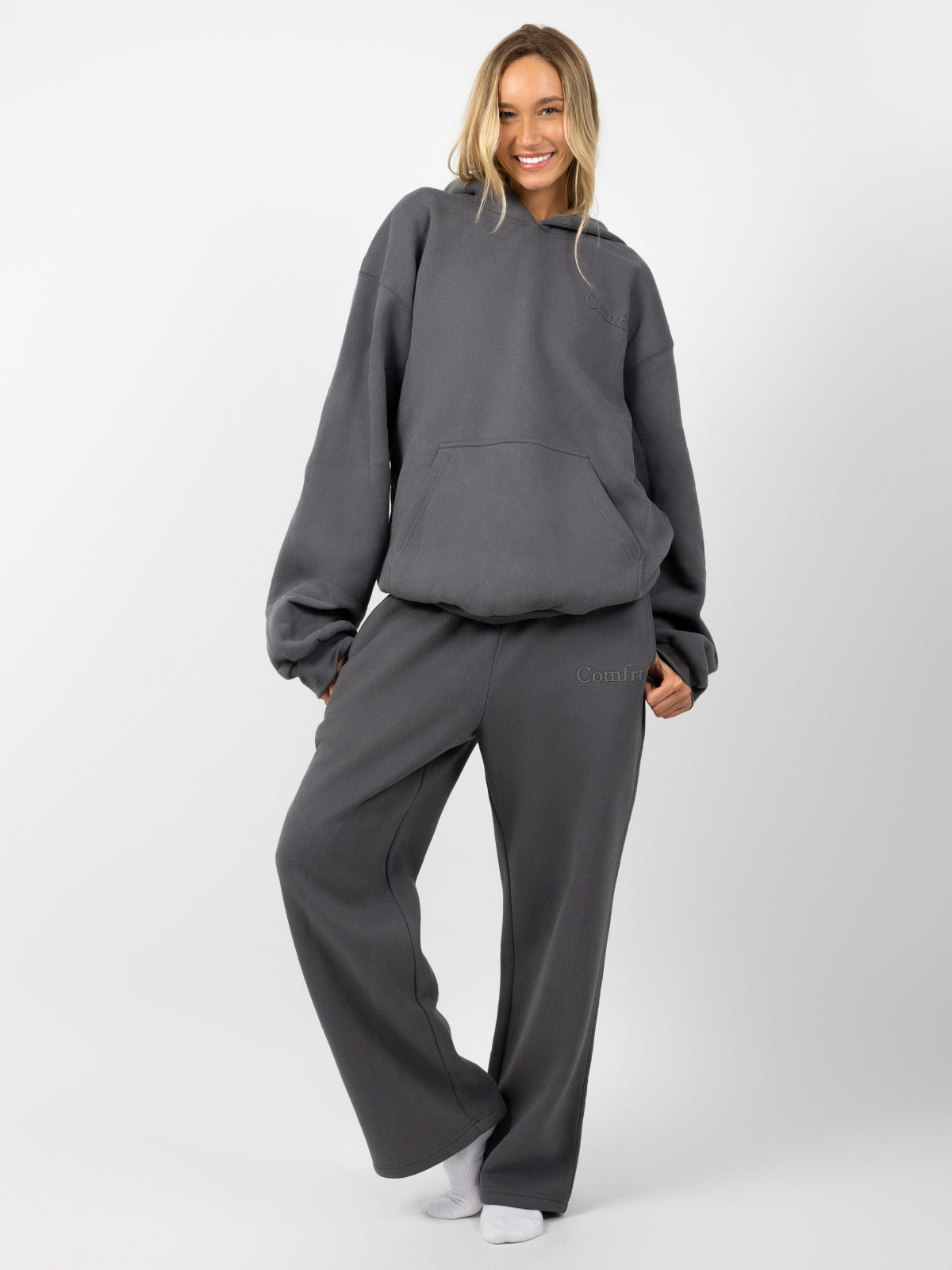 Minimalist Straight Leg Sweatpants – Long