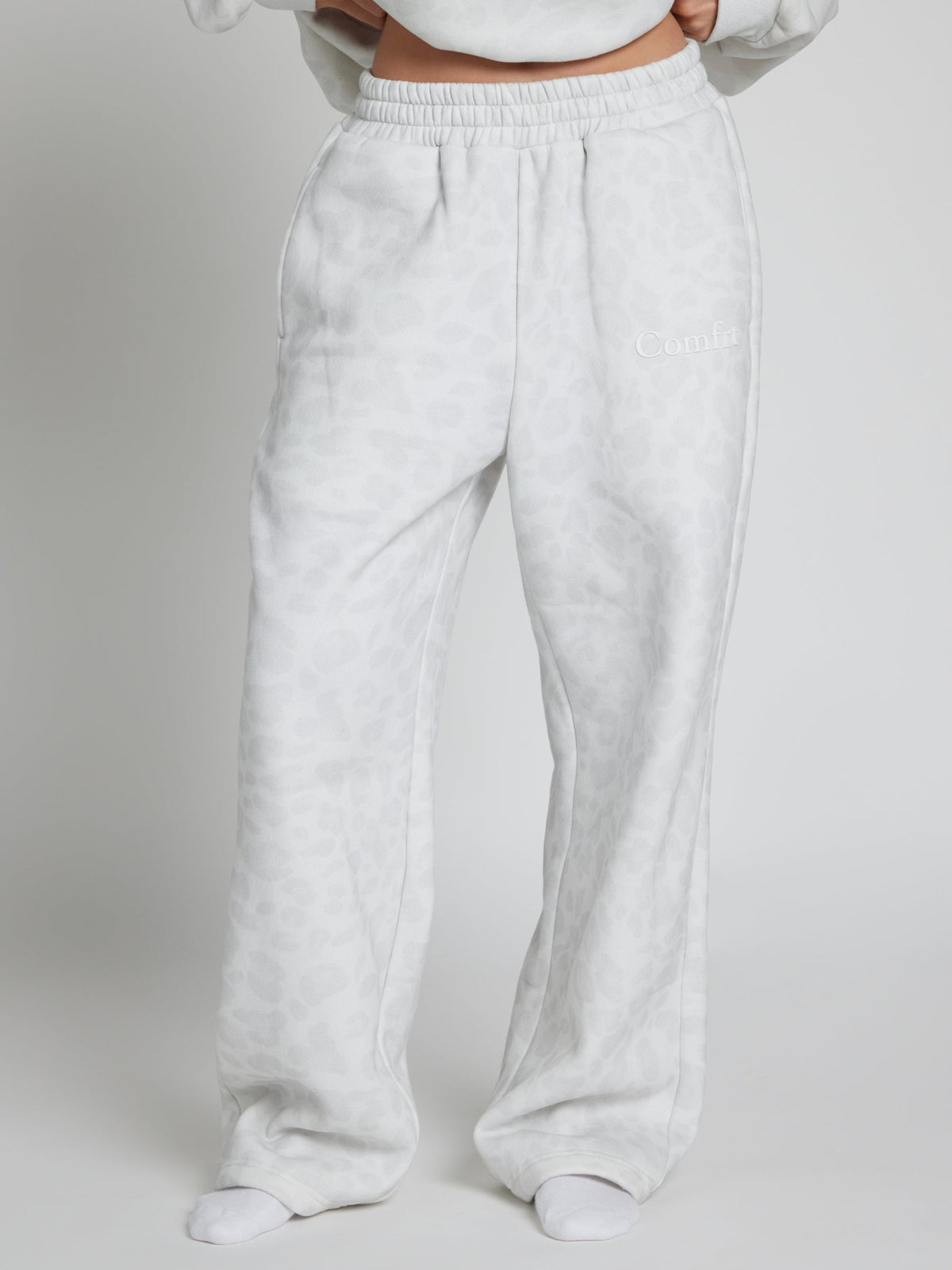 Minimalist Straight Leg Sweatpants – Long