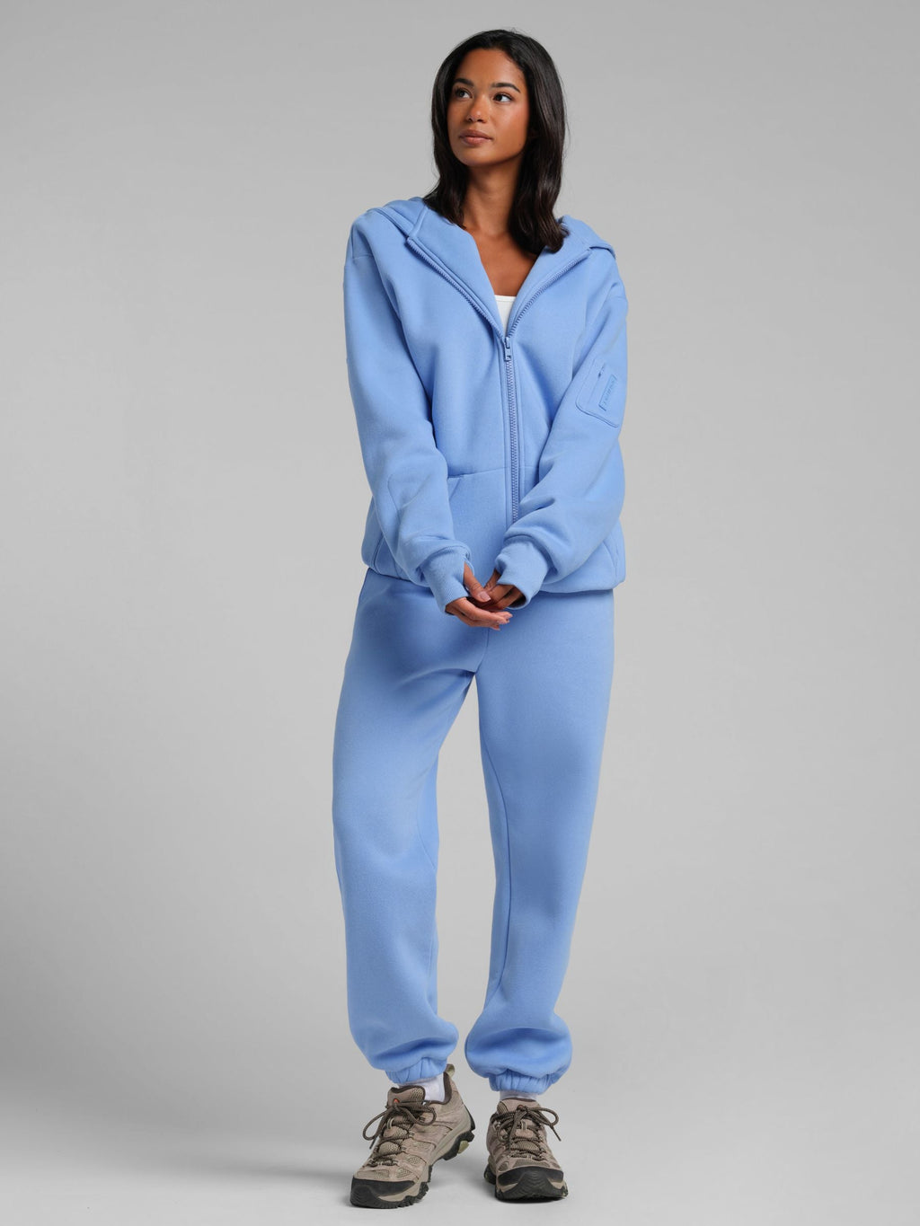 Explorer Travel Zip Hoodie – Mega