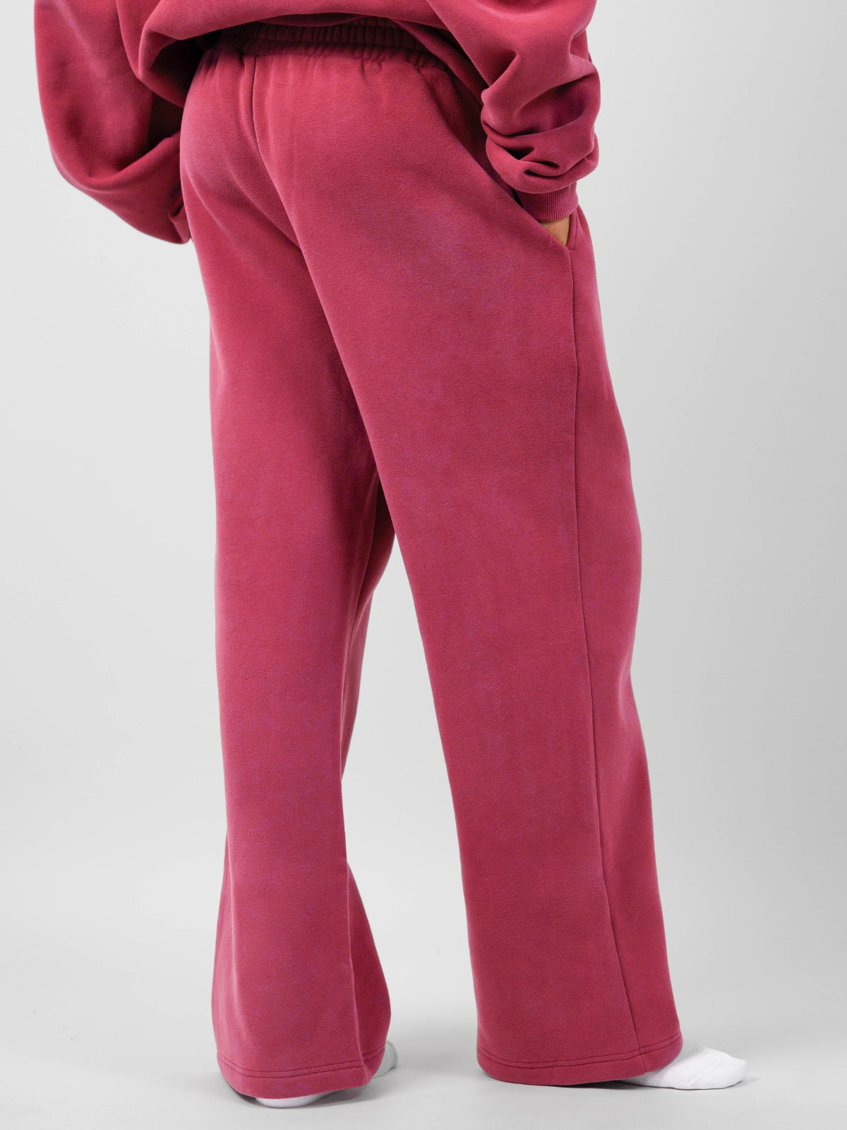 Minimalist Straight Leg Sweatpants – Long