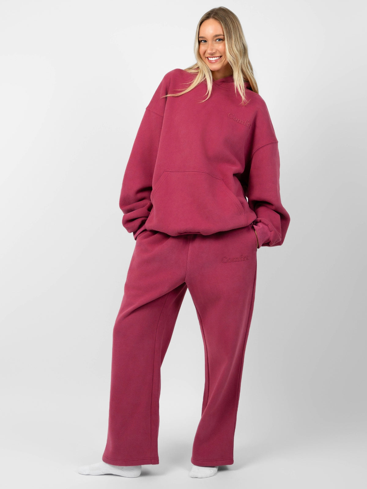 Minimalist Straight Leg Sweatpants – Short