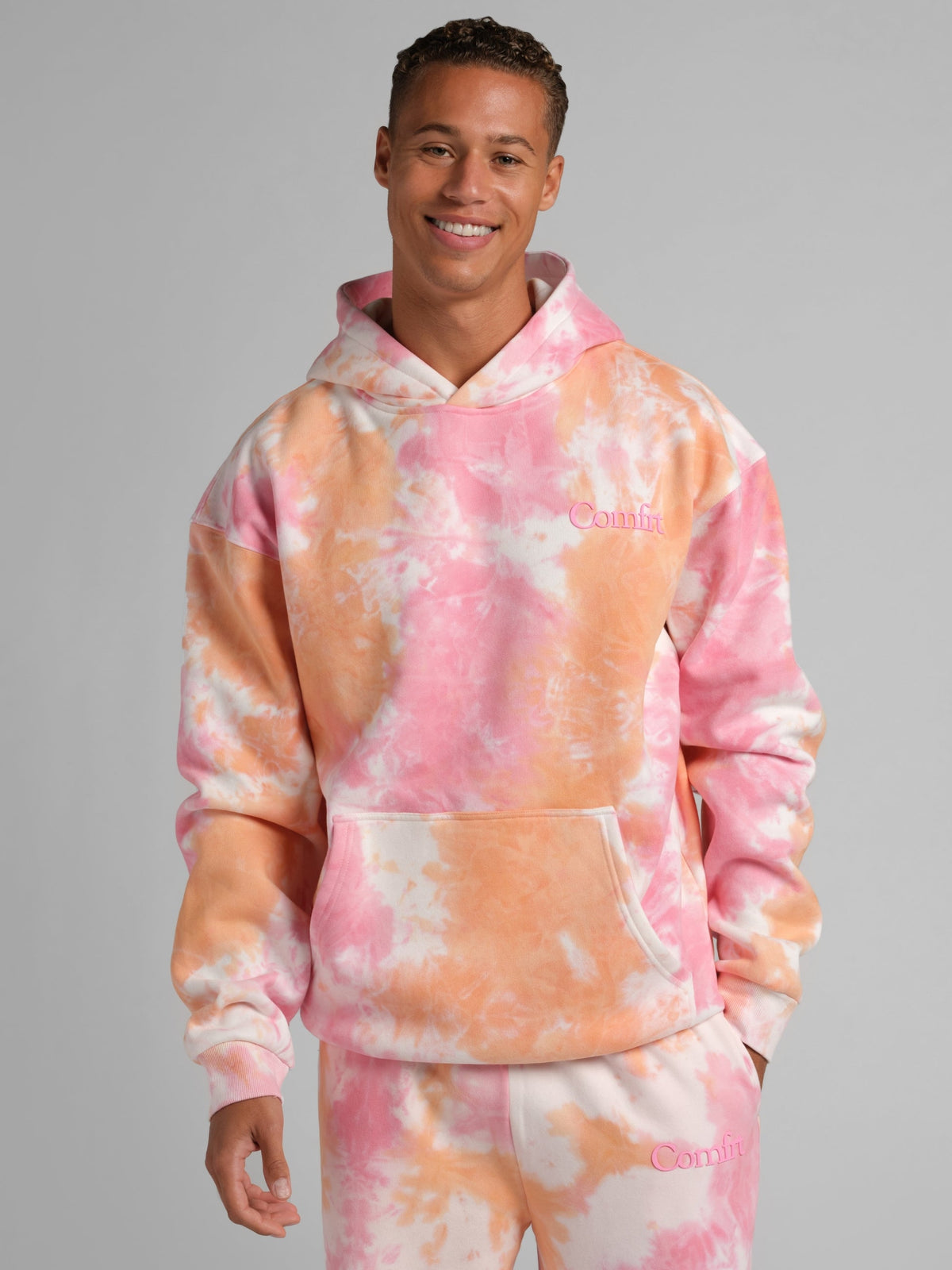 Minimalist Hoodie – Mega