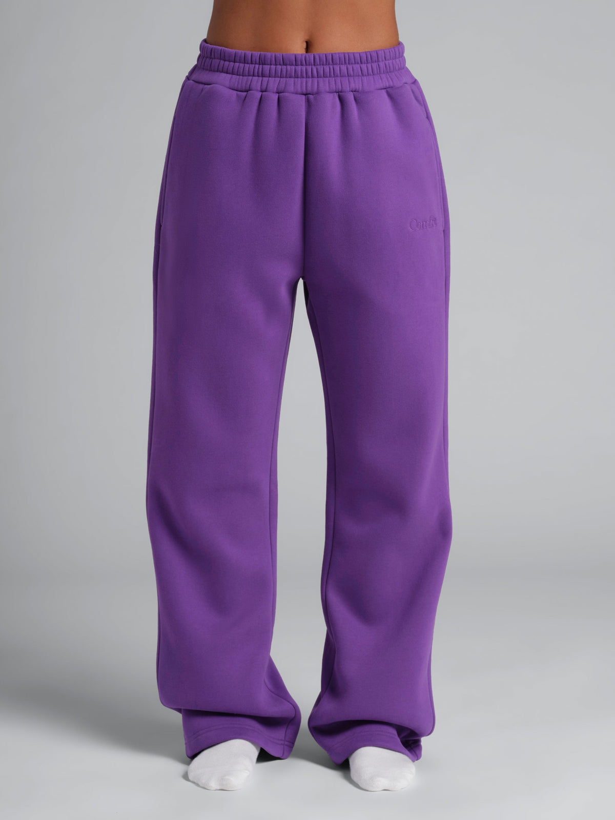 Signature Straight Leg Sweatpants